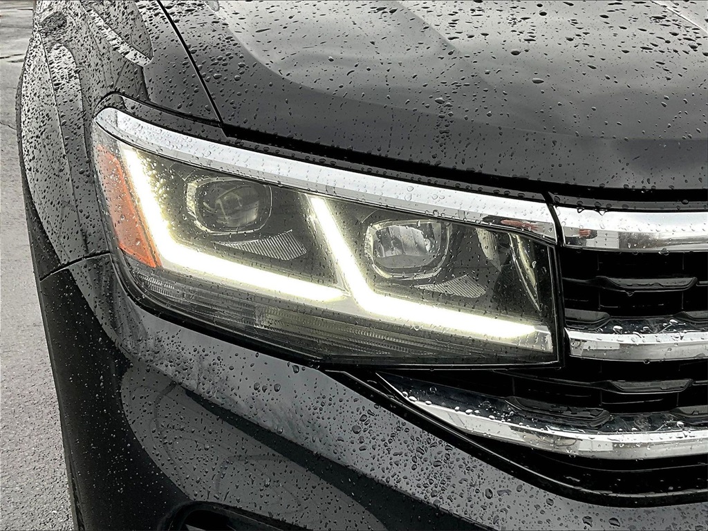 2021 Volkswagen Atlas Cross Sport 3.6L V6 SEL - Photo 32