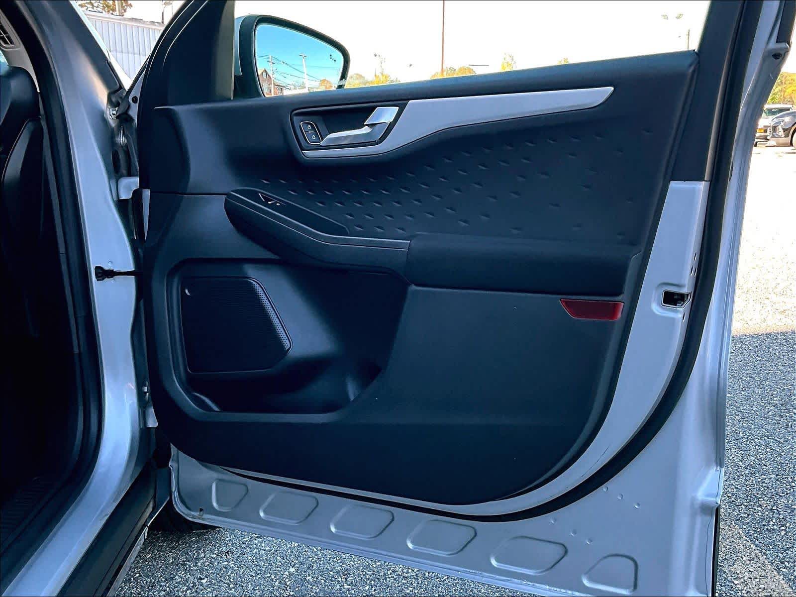 2020 Ford Escape SE - Photo 12