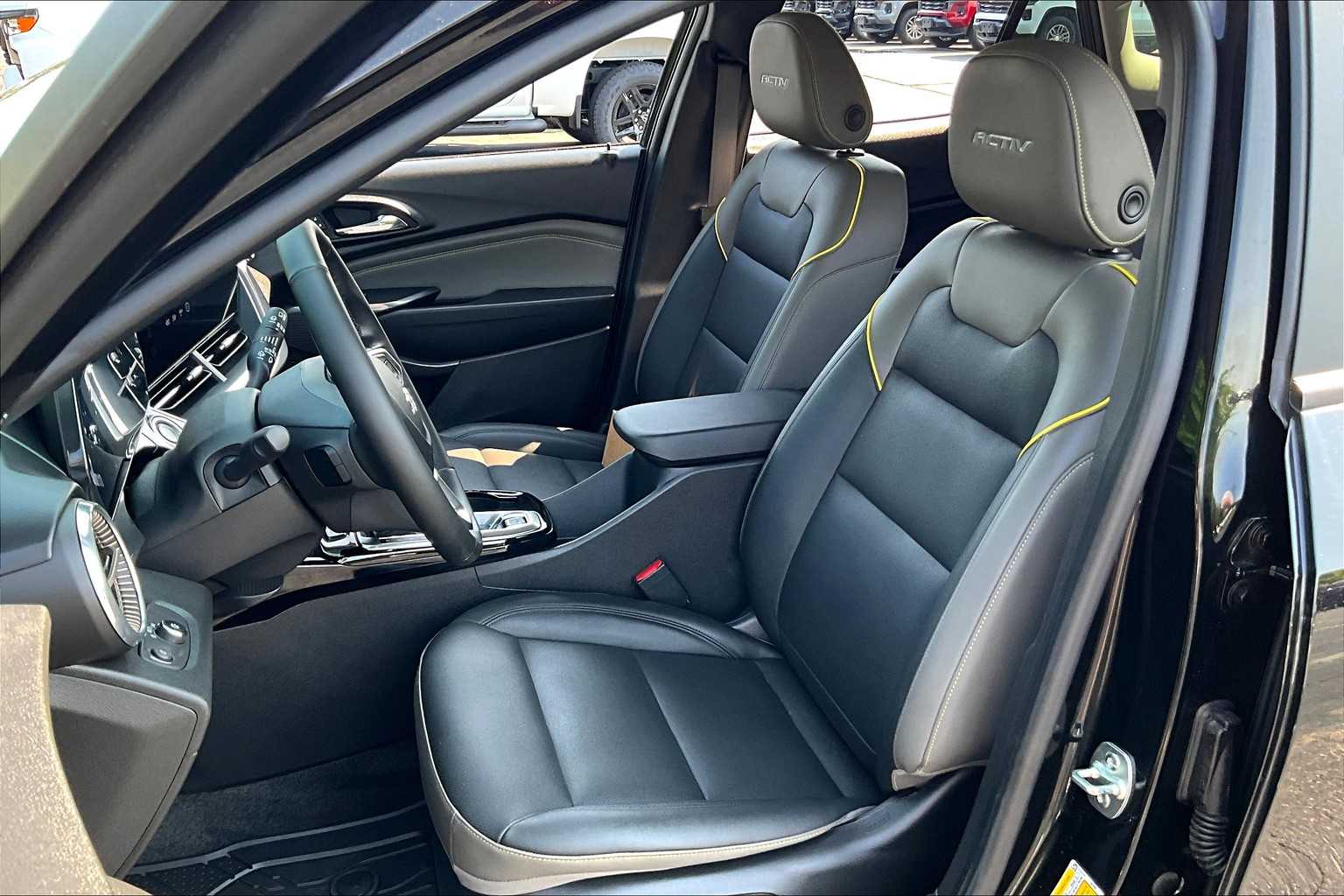 2024 Chevrolet Trax ACTIV - Photo 10