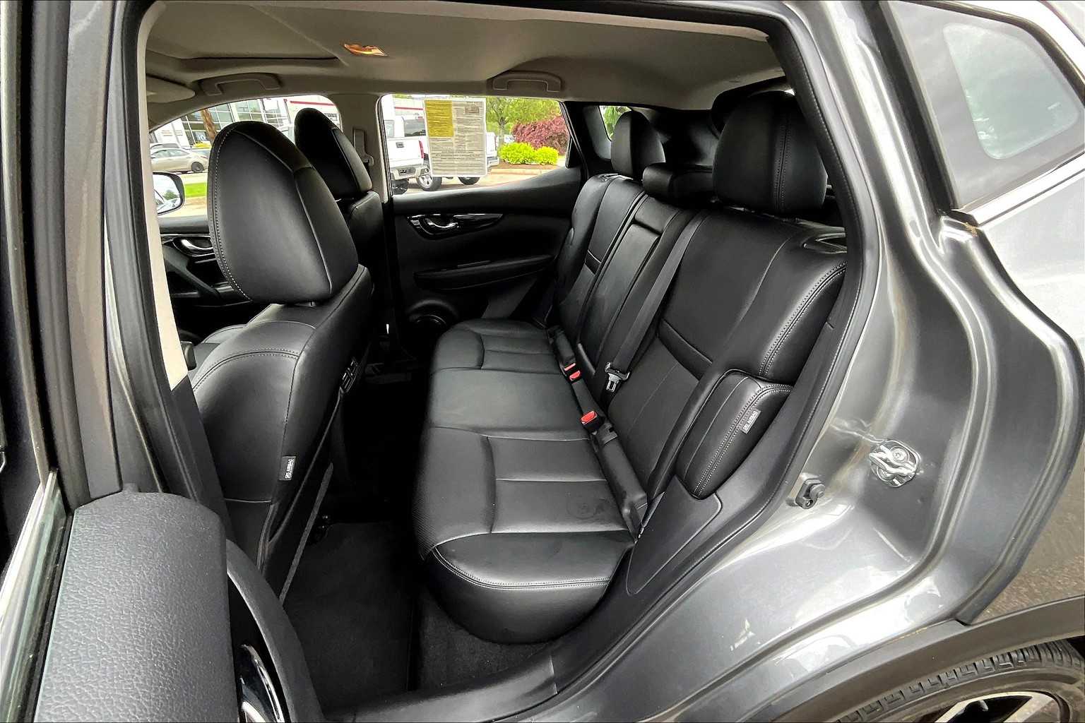2021 Nissan Rogue Sport SL - Photo 15