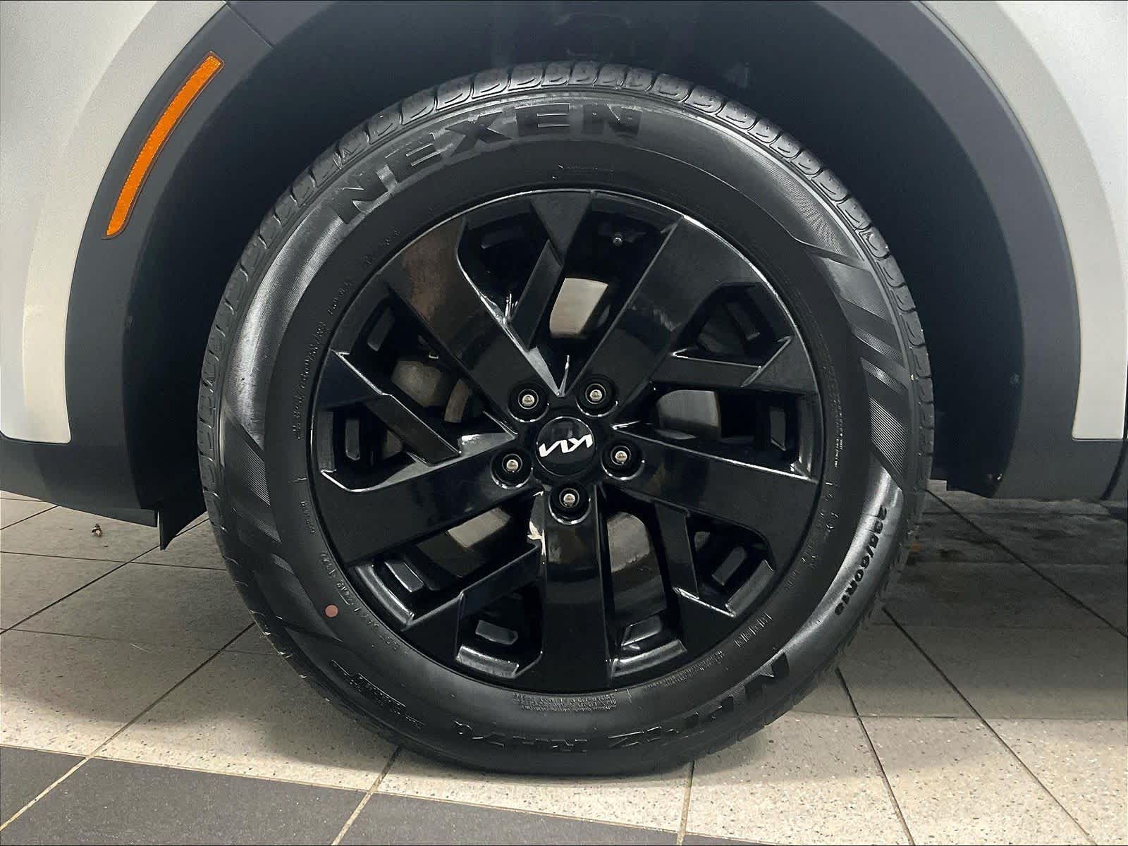 2022 Kia Sorento X-Line S - Photo 7