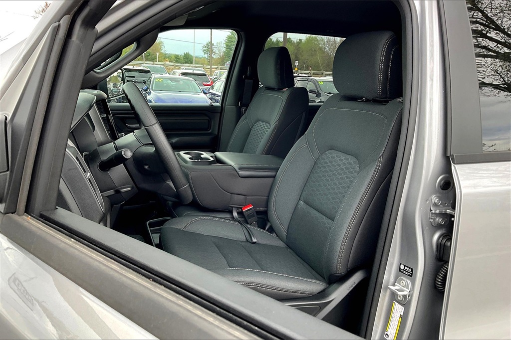 2025 Ram 1500 Tradesman - Photo 11
