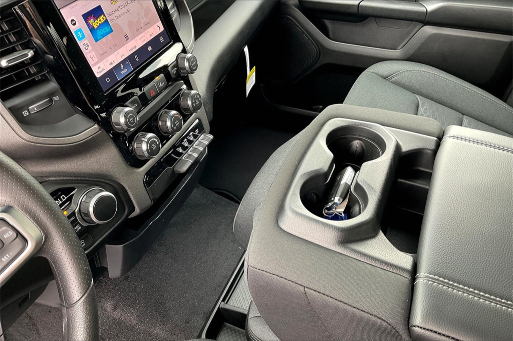 2025 Ram 1500 Tradesman - Photo 14