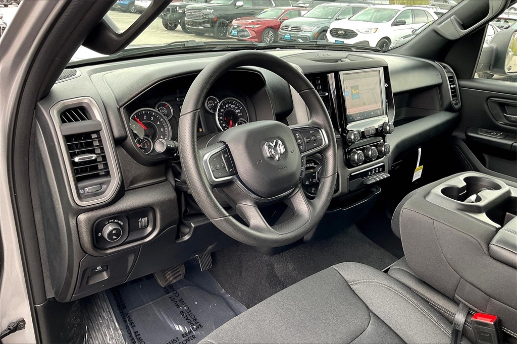 2025 Ram 1500 Tradesman - Photo 9