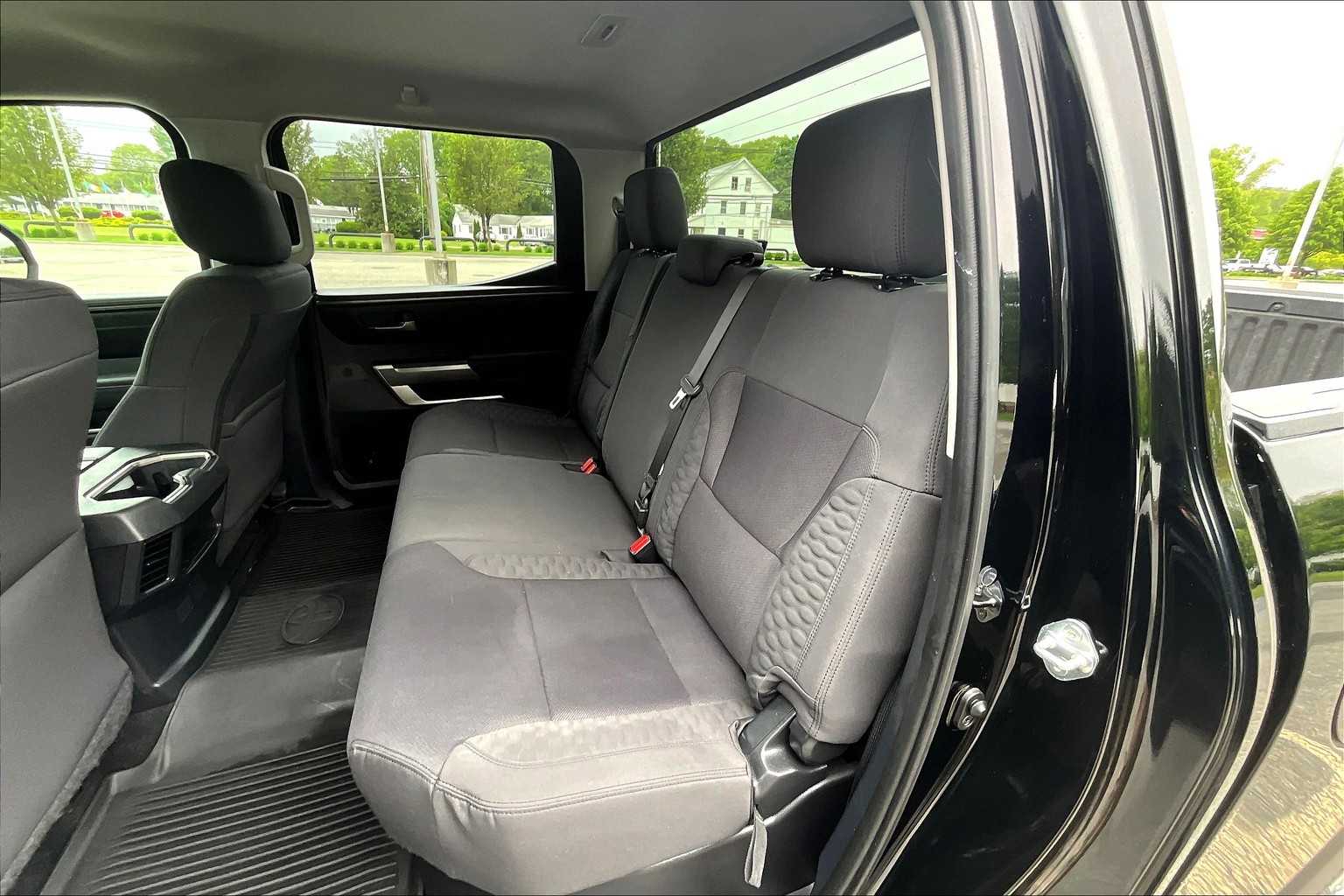 2022 Toyota Tundra SR5 - Photo 15