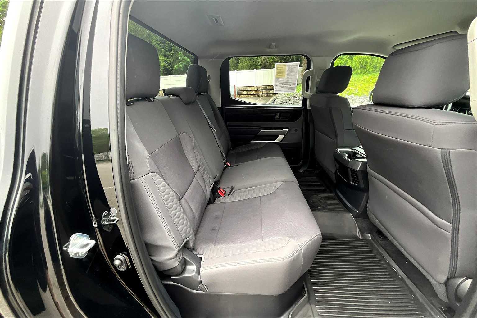 2022 Toyota Tundra SR5 - Photo 16