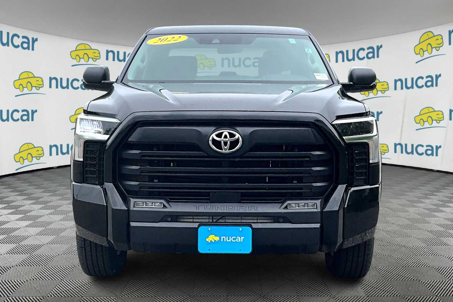 2022 Toyota Tundra SR5 - Photo 2