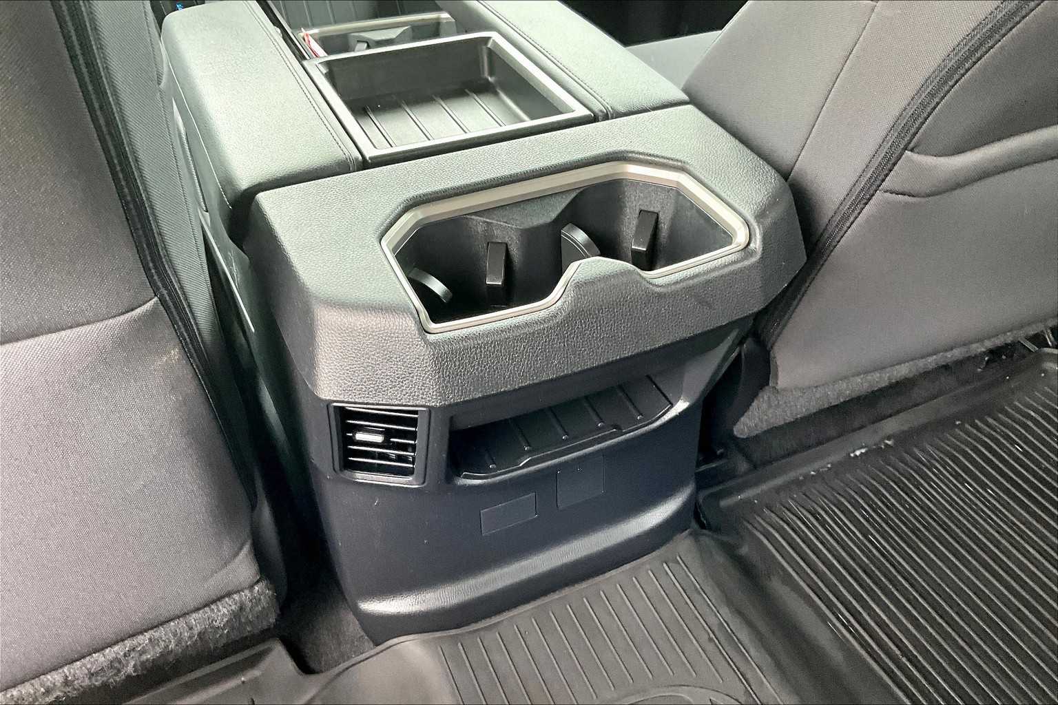 2022 Toyota Tundra SR5 - Photo 28