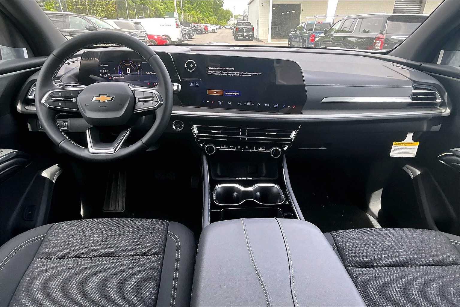 2025 Chevrolet Traverse AWD LT - Photo 12
