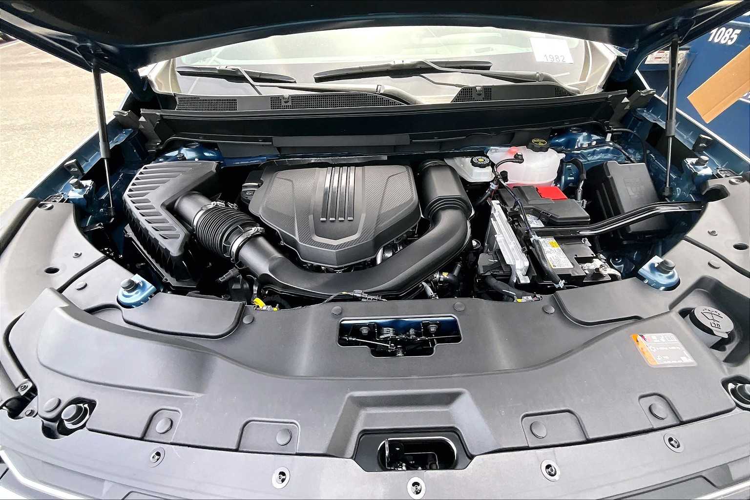 2025 Chevrolet Traverse AWD LT - Photo 16