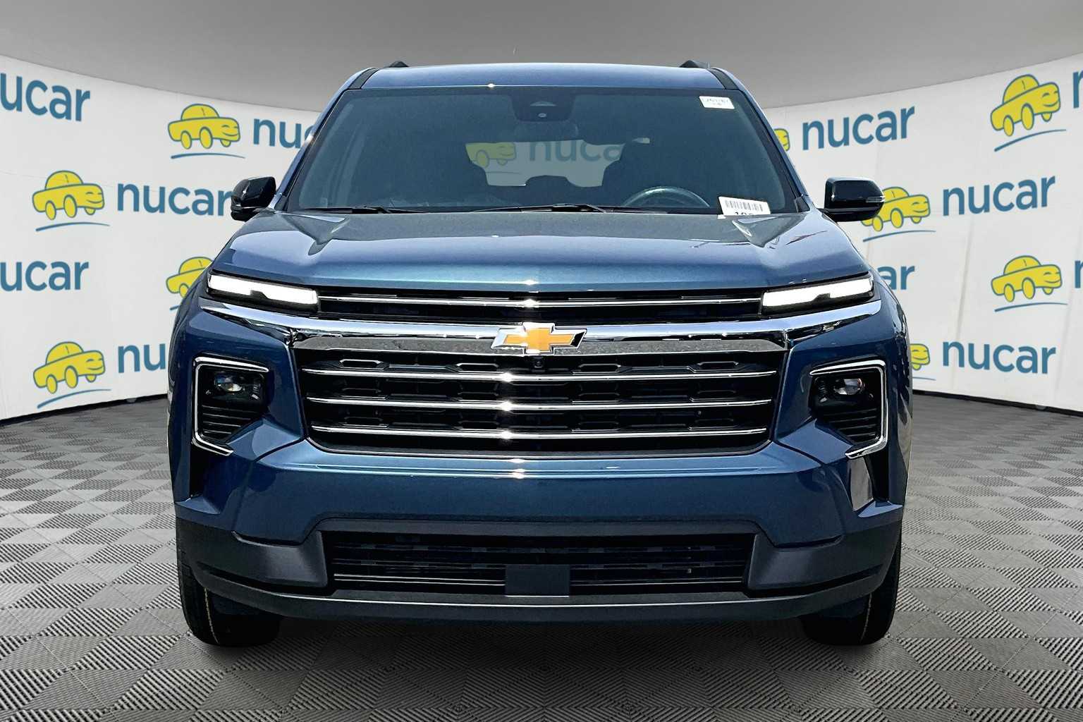 2025 Chevrolet Traverse AWD LT - Photo 3