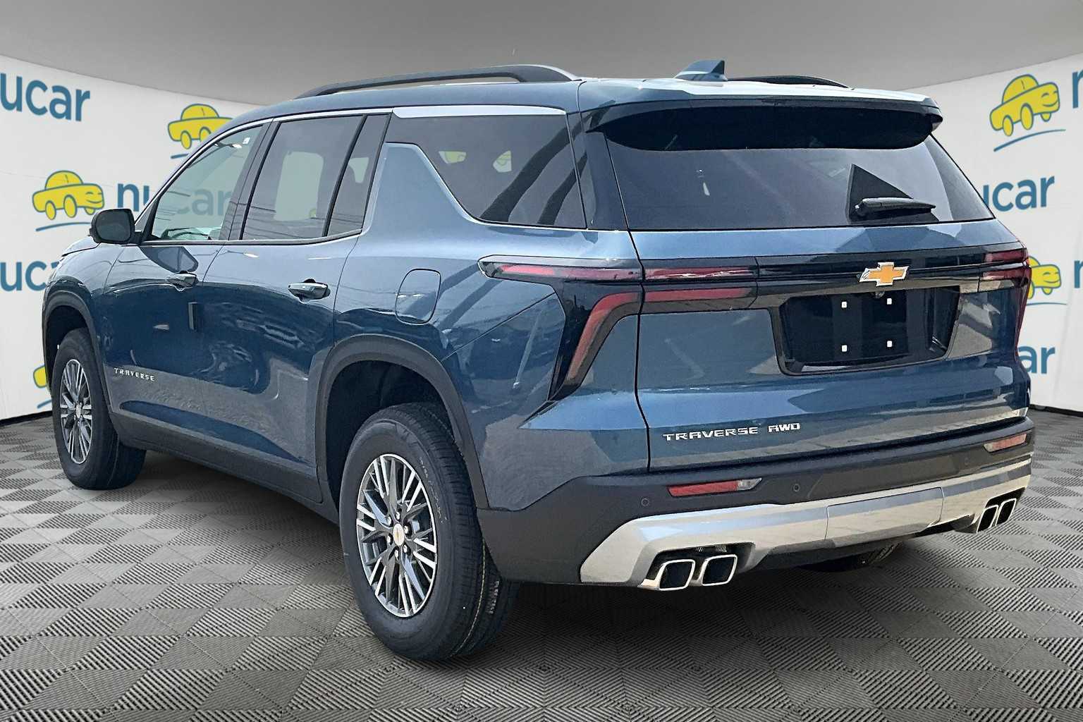 2025 Chevrolet Traverse AWD LT - Photo 5