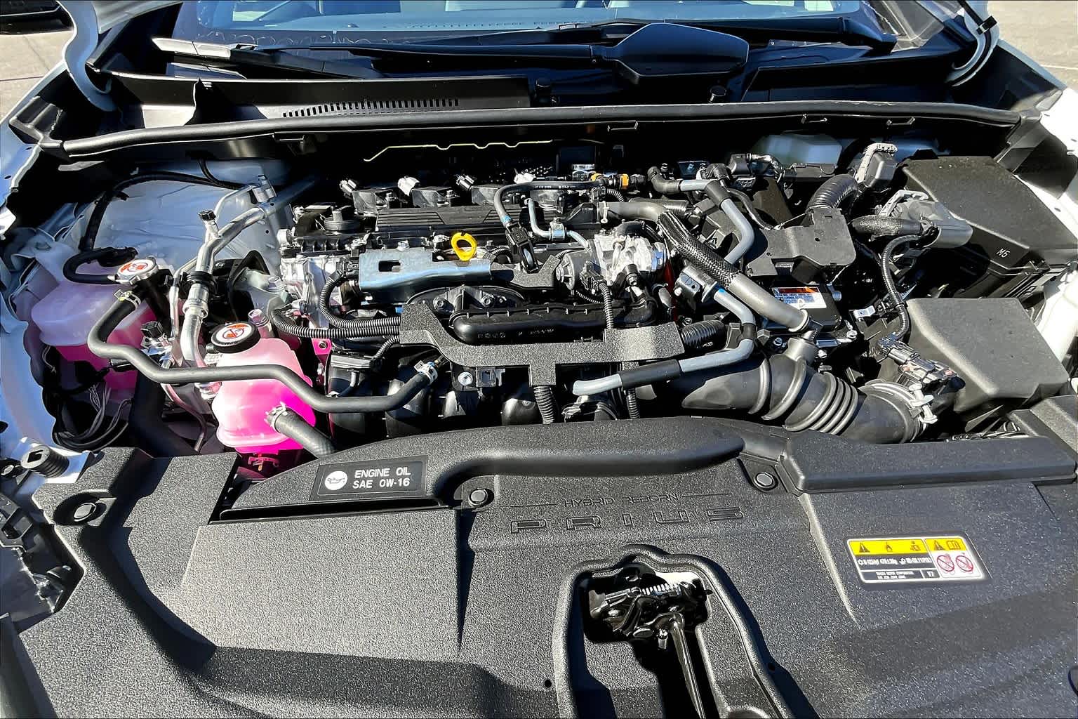 2025 Toyota Prius Nightshade - Photo 16