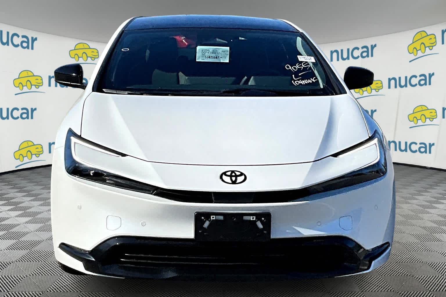 2025 Toyota Prius Nightshade - Photo 3