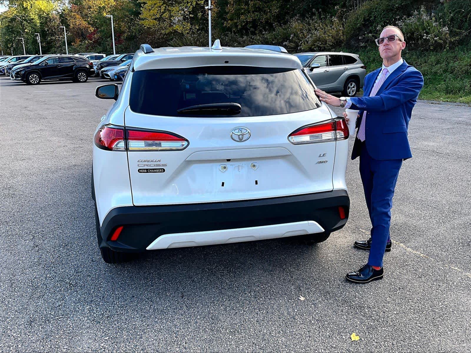 2023 Toyota Corolla Cross LE - Photo 7