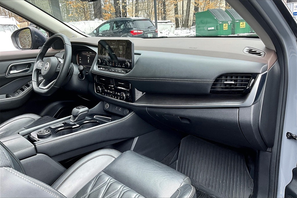 2021 Nissan Rogue Platinum - Photo 14