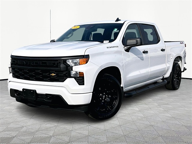 2024 Chevrolet Silverado 1500 Custom - Photo 3