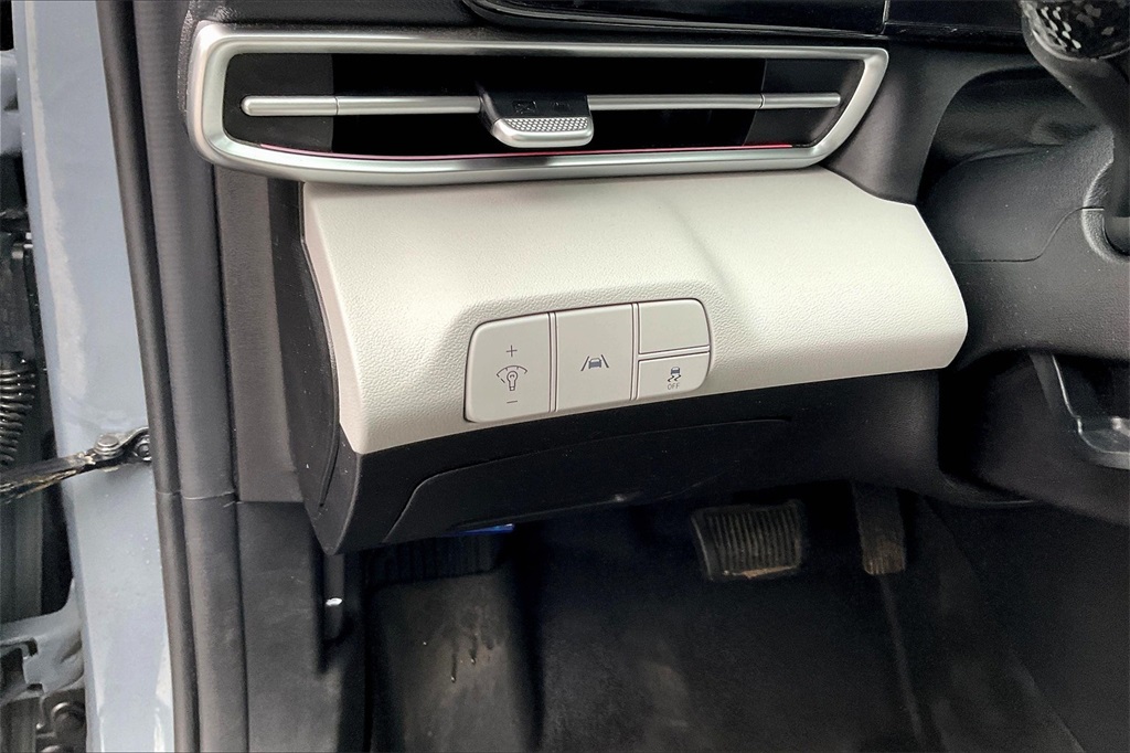 2023 Hyundai Elantra Limited - Photo 26