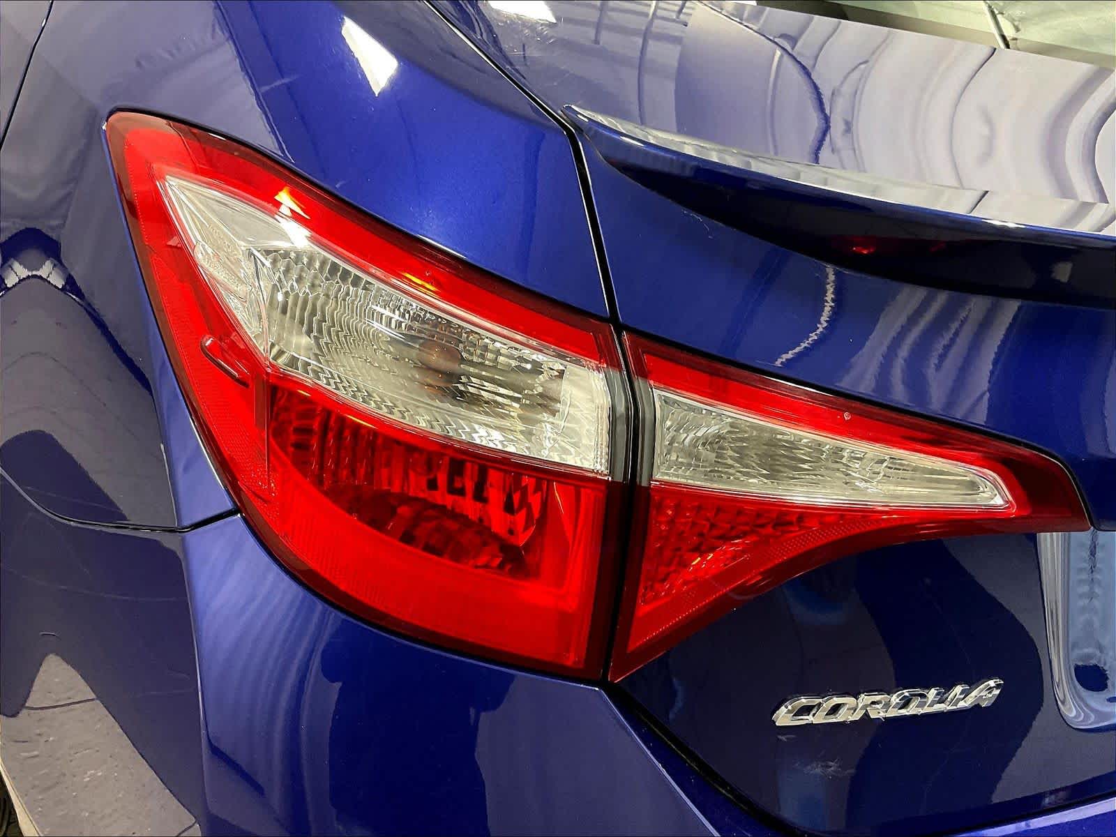 2015 Toyota Corolla S - Photo 33