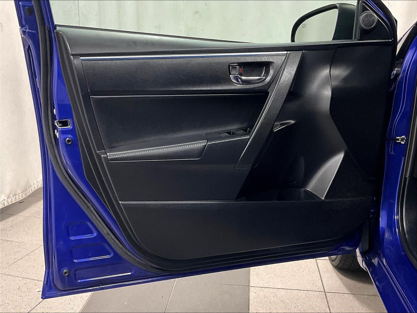 2015 Toyota Corolla S - Photo 9