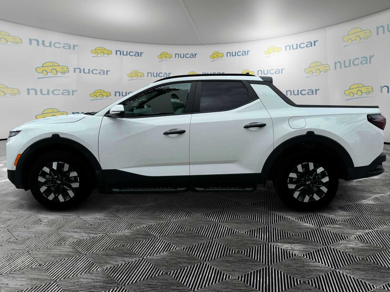 2025 Hyundai Santa Cruz SEL - Photo 4