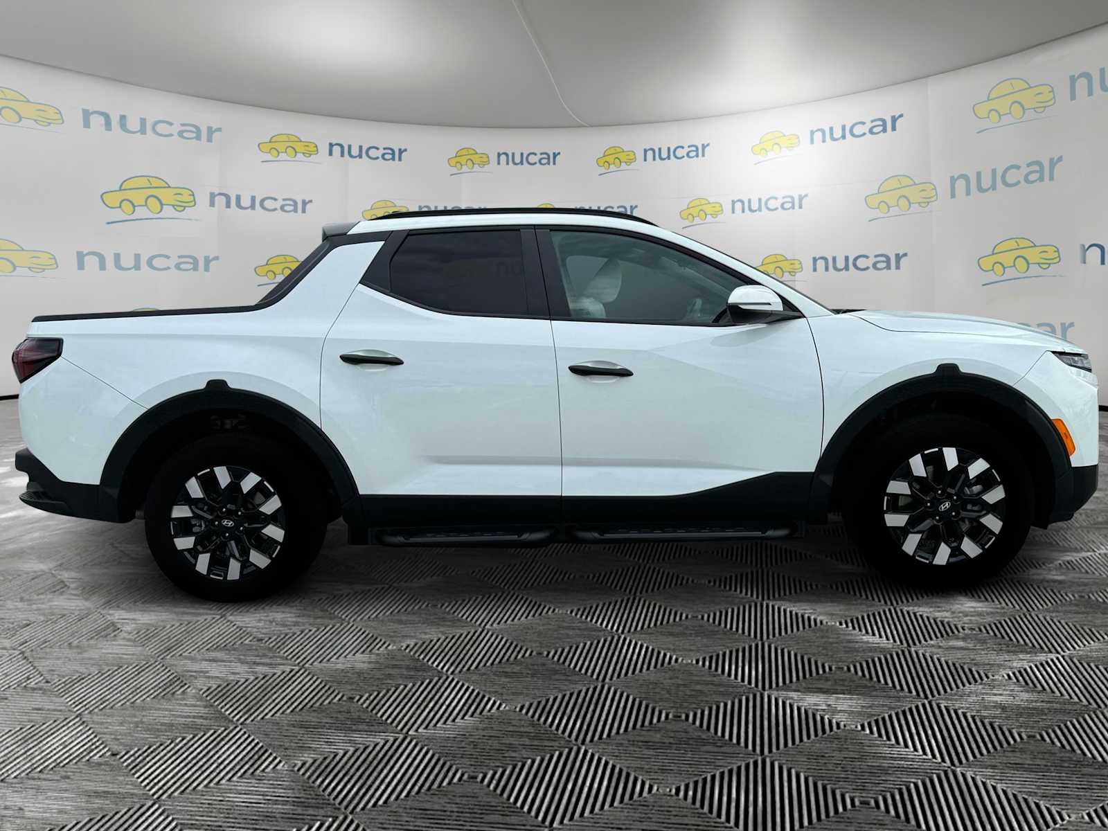 2025 Hyundai Santa Cruz SEL - Photo 10
