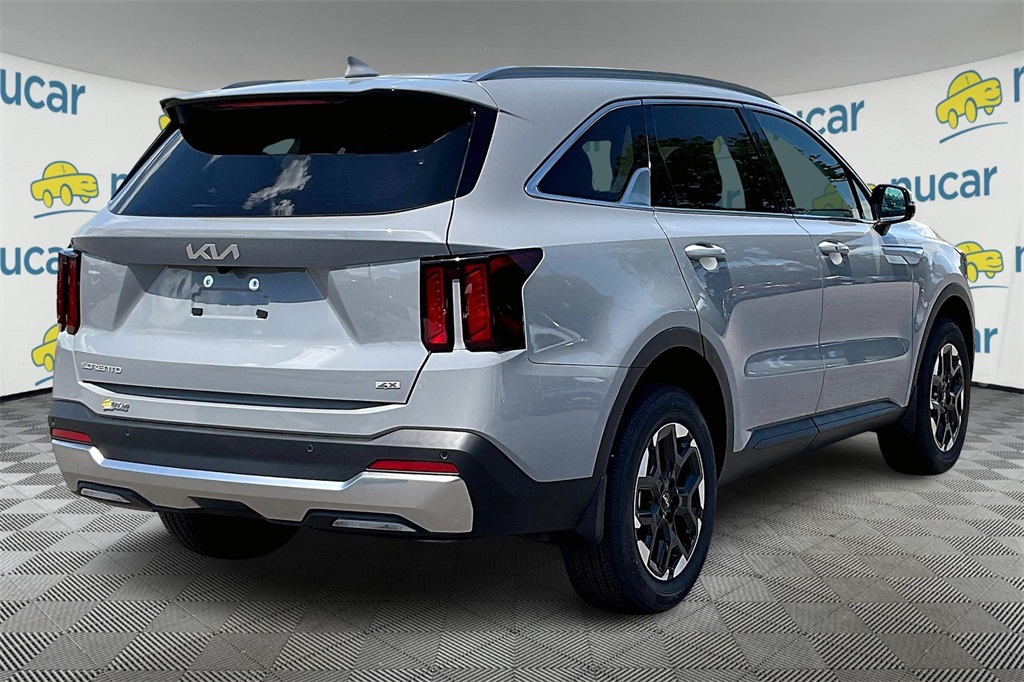 2025 Kia Sorento S - Photo 7