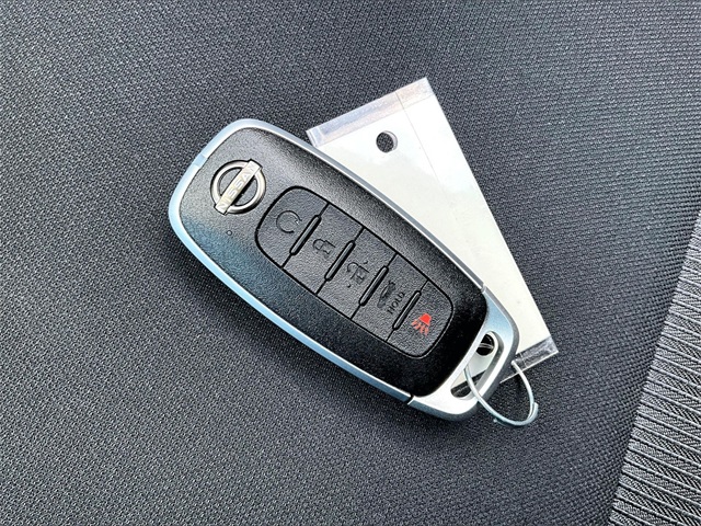 2025 Nissan Sentra SV - Photo 11