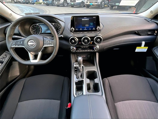 2025 Nissan Sentra SV - Photo 16