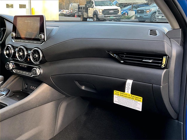 2025 Nissan Sentra SV - Photo 17