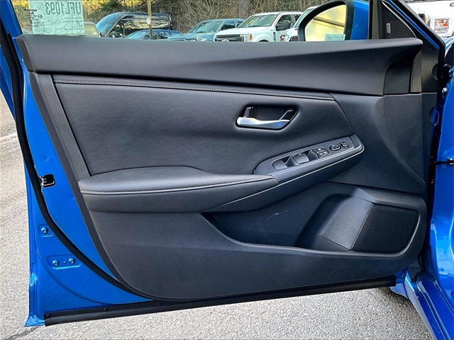 2025 Nissan Sentra SV - Photo 18