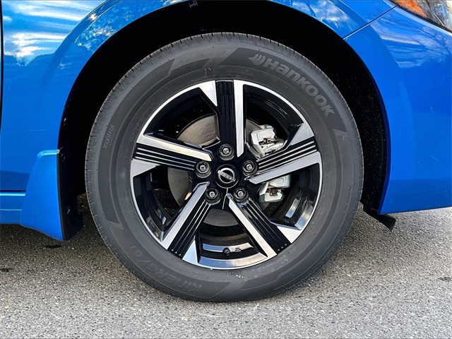 2025 Nissan Sentra SV - Photo 9