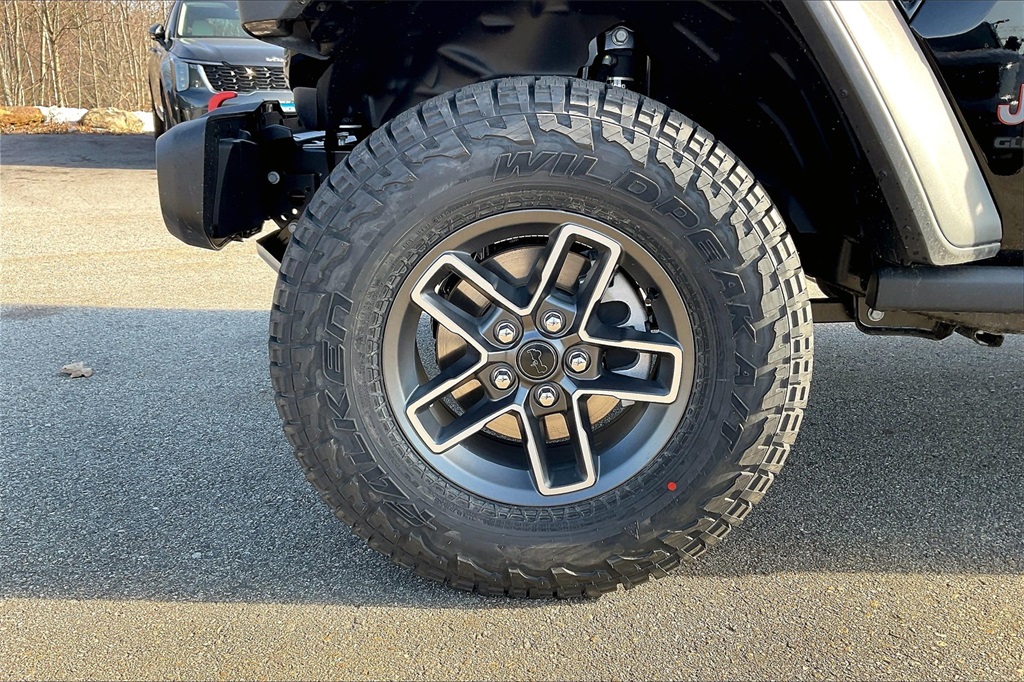 2025 Jeep Gladiator Mojave - Photo 8