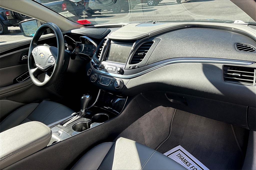 2019 Chevrolet Impala LS - Photo 14