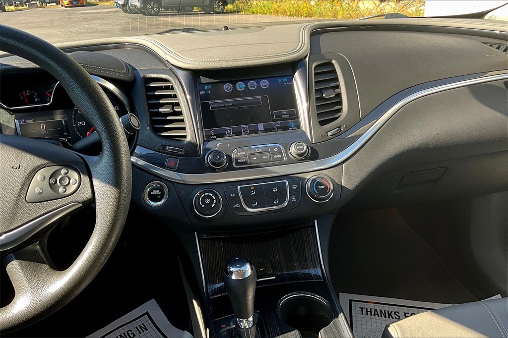 2019 Chevrolet Impala LS - Photo 18