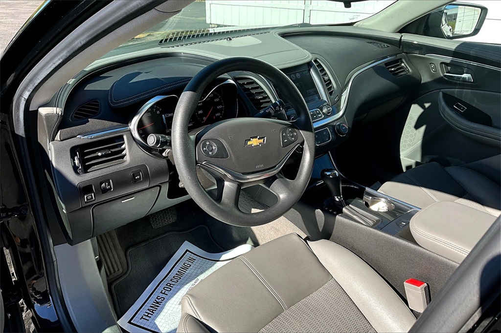 2019 Chevrolet Impala LS - Photo 8