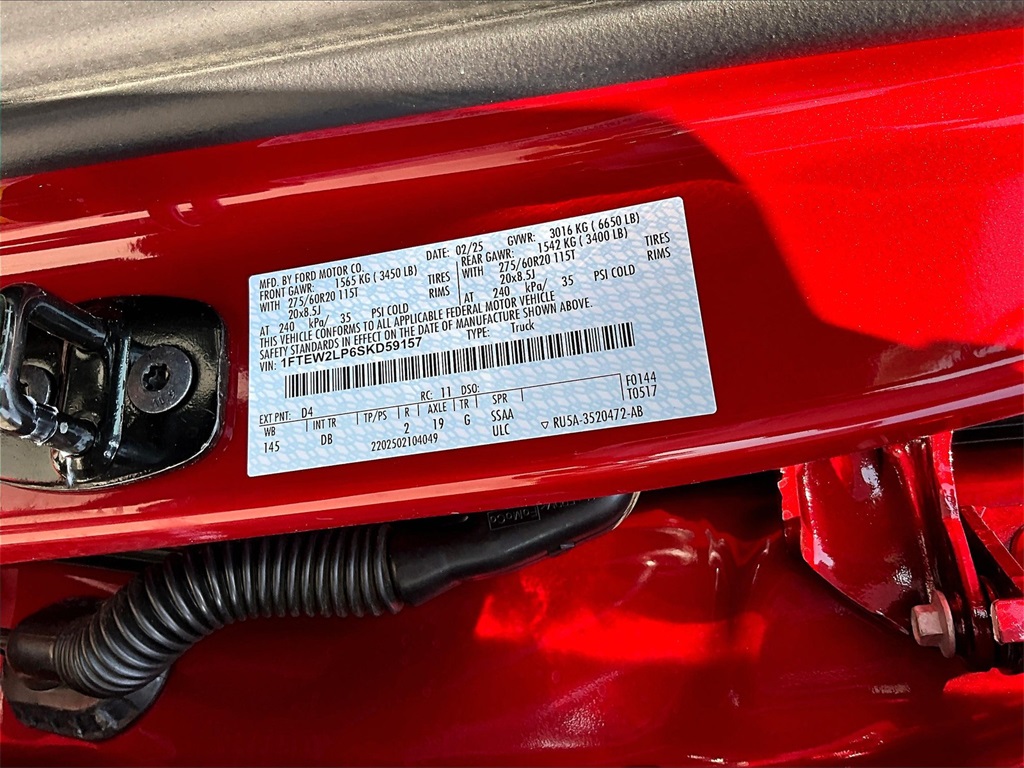 2025 Ford F-150 STX - Photo 13