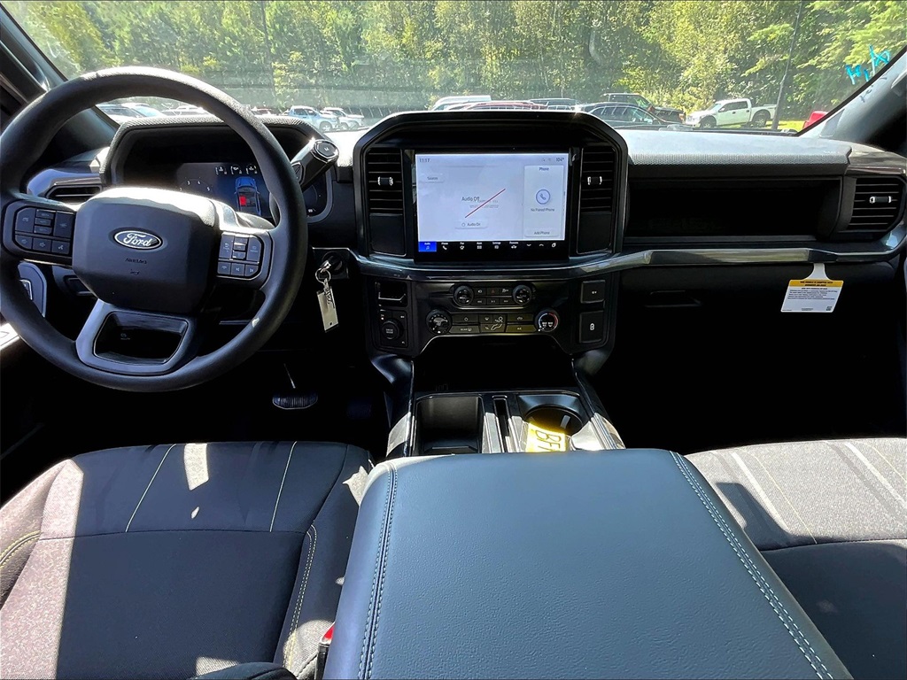 2025 Ford F-150 STX - Photo 6