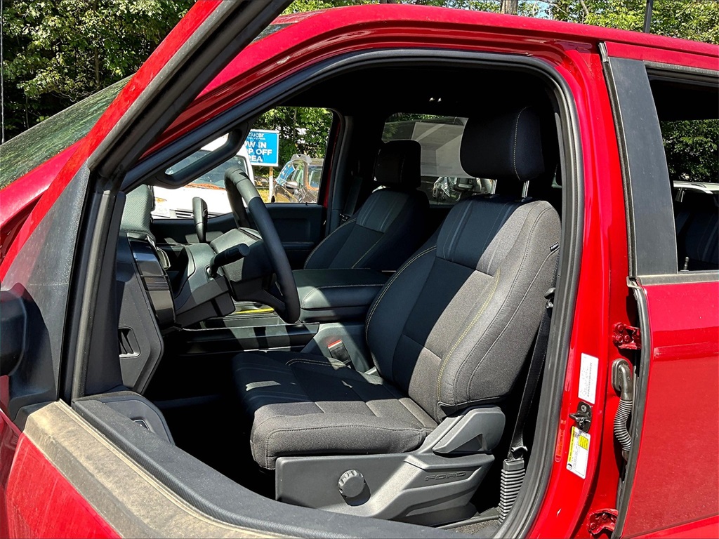 2025 Ford F-150 STX - Photo 10
