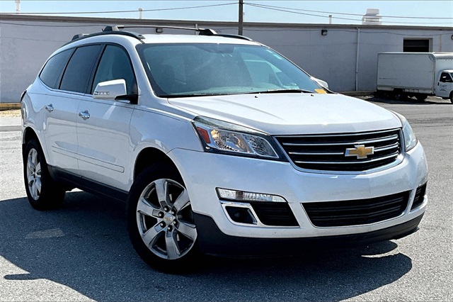 2017 Chevrolet Traverse LT