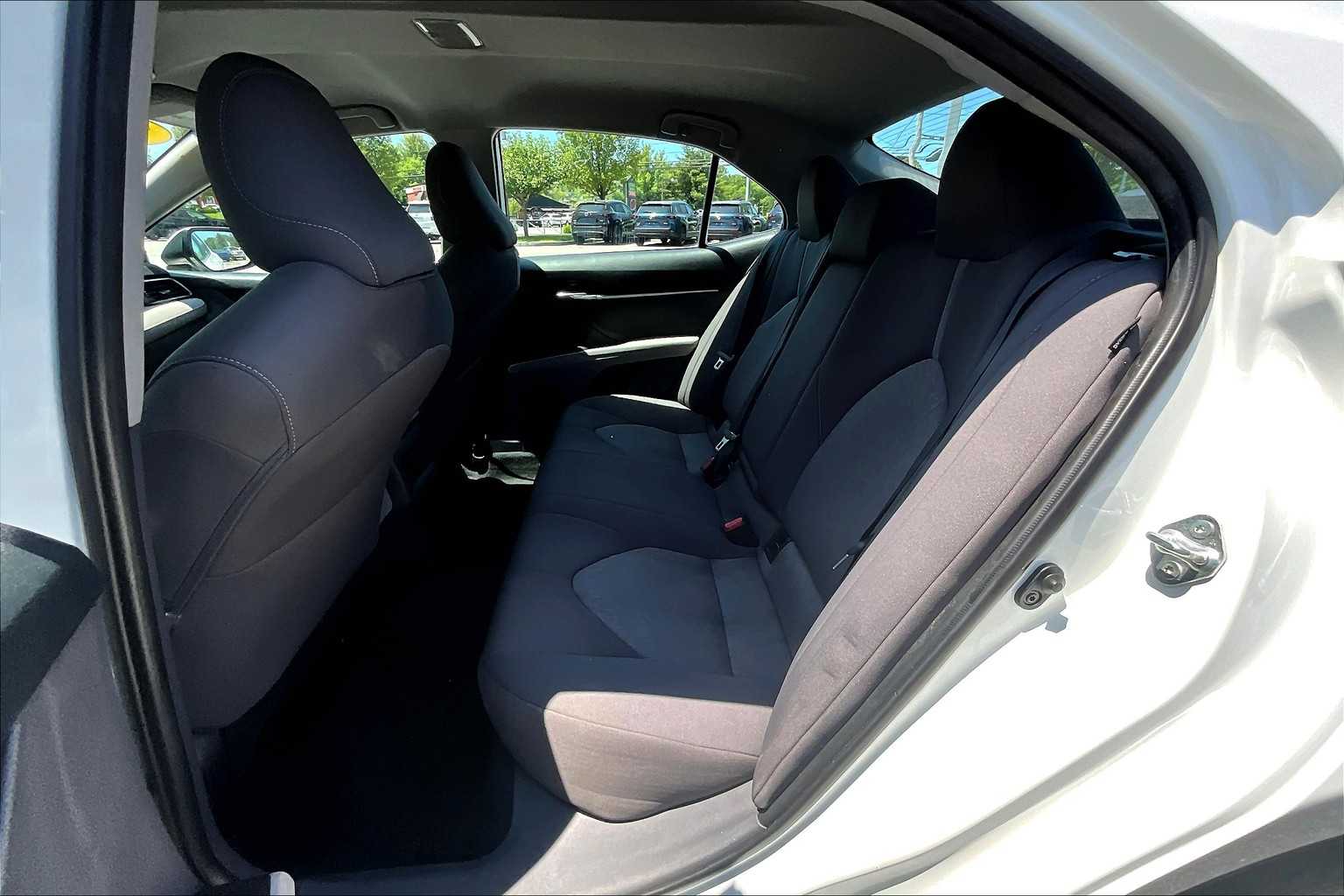2023 Toyota Camry LE - Photo 15