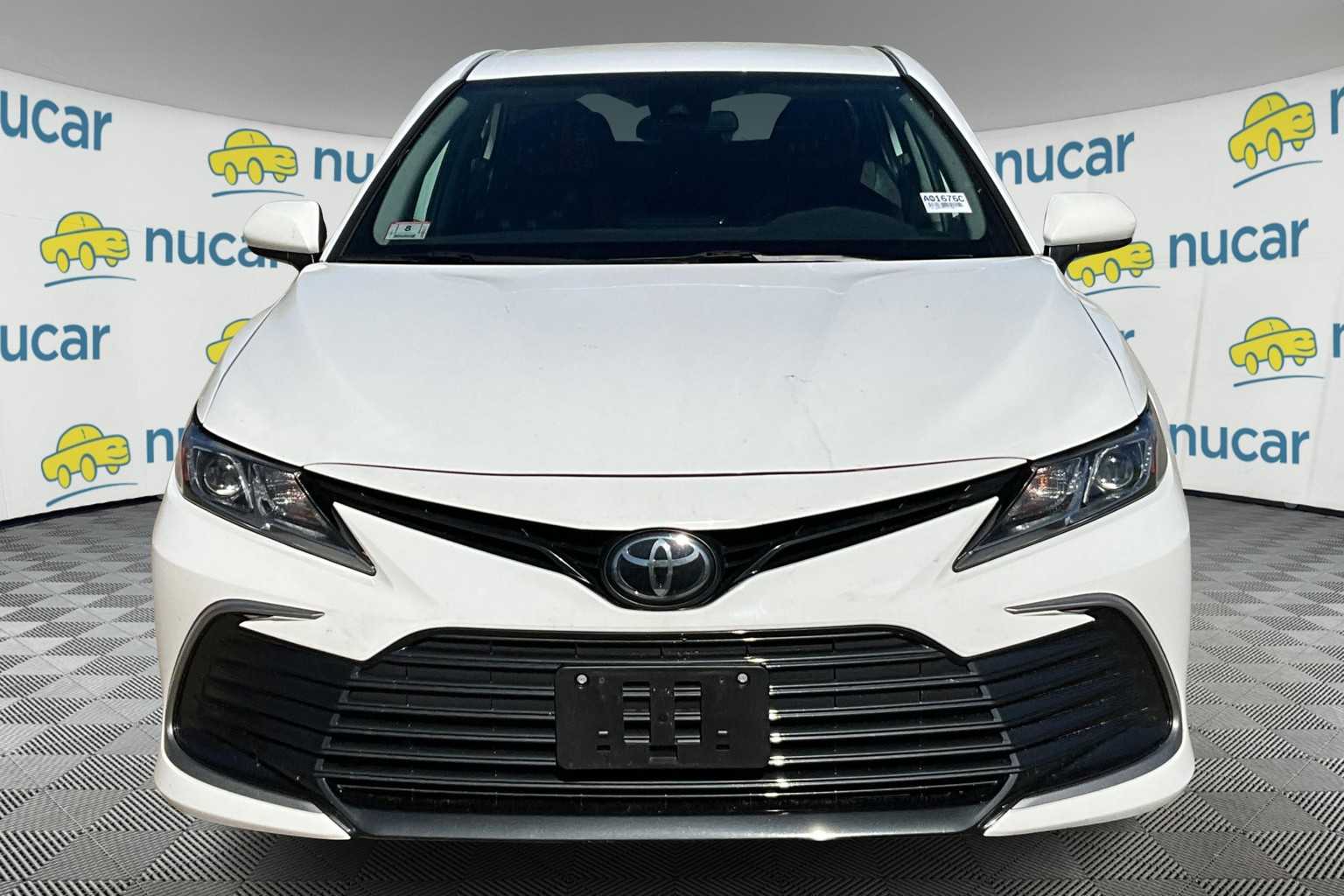 2023 Toyota Camry LE - Photo 2