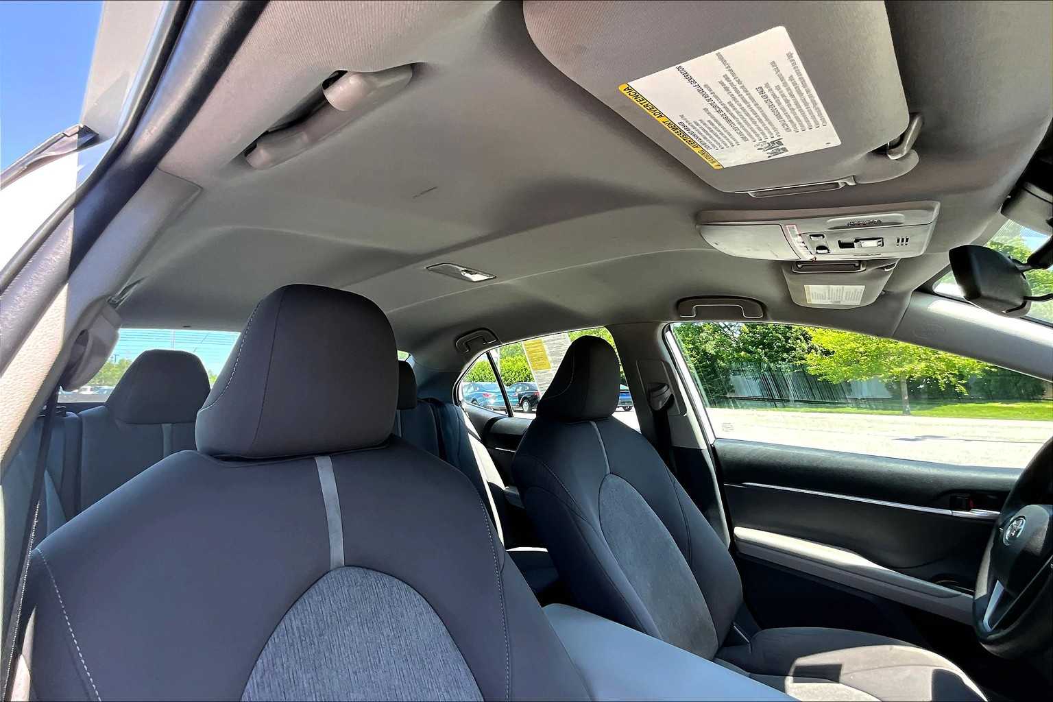 2023 Toyota Camry LE - Photo 22