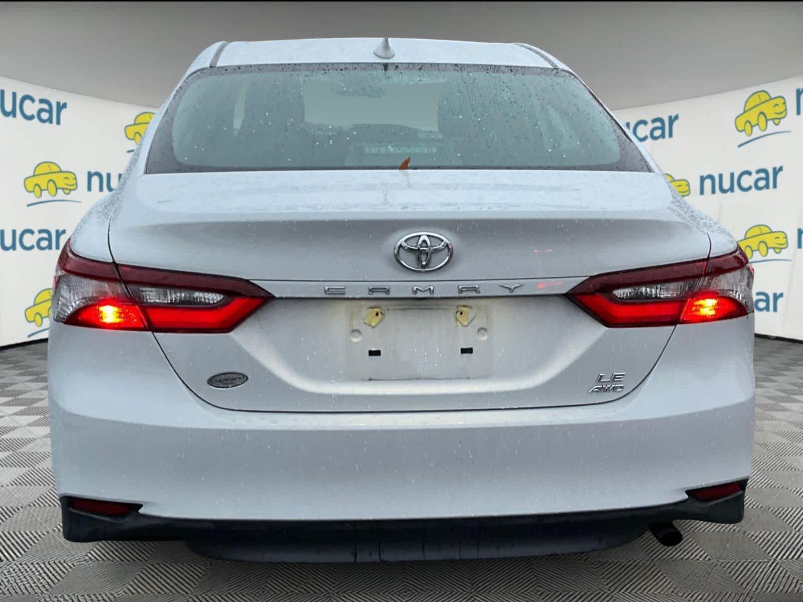 2022 Toyota Camry LE - Photo 3