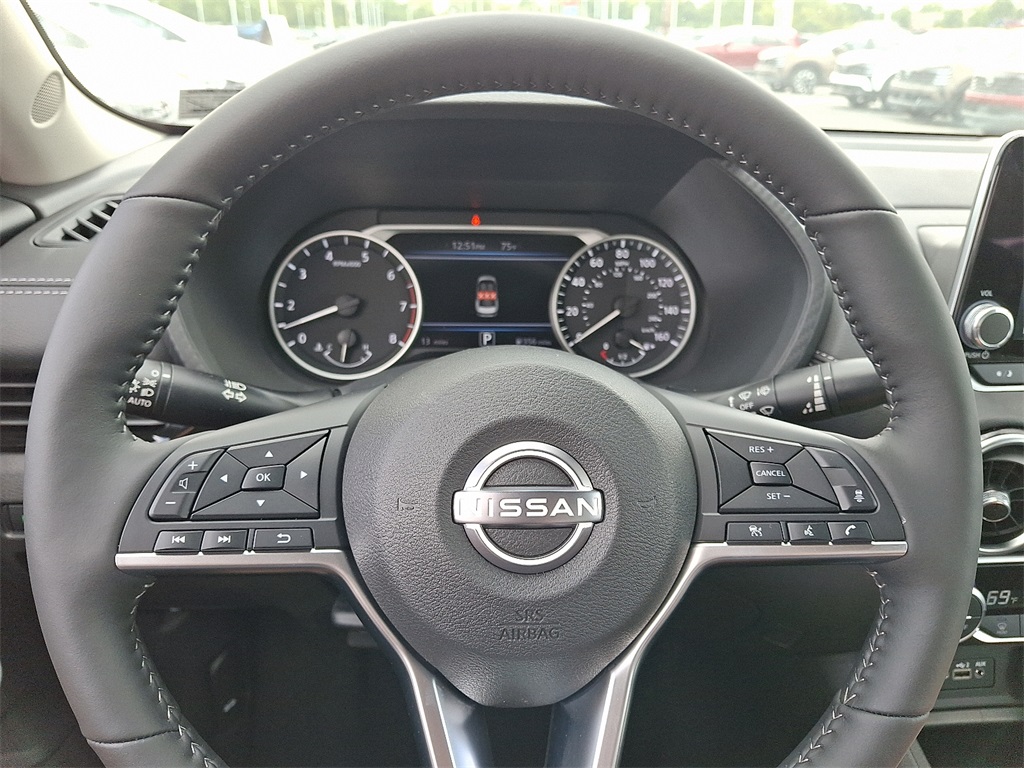 2025 Nissan Sentra SV - Photo 14