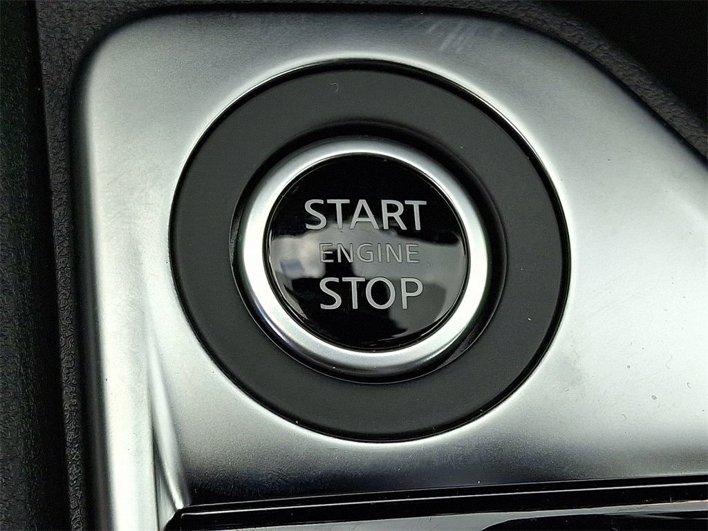 2025 Nissan Sentra SV - Photo 15