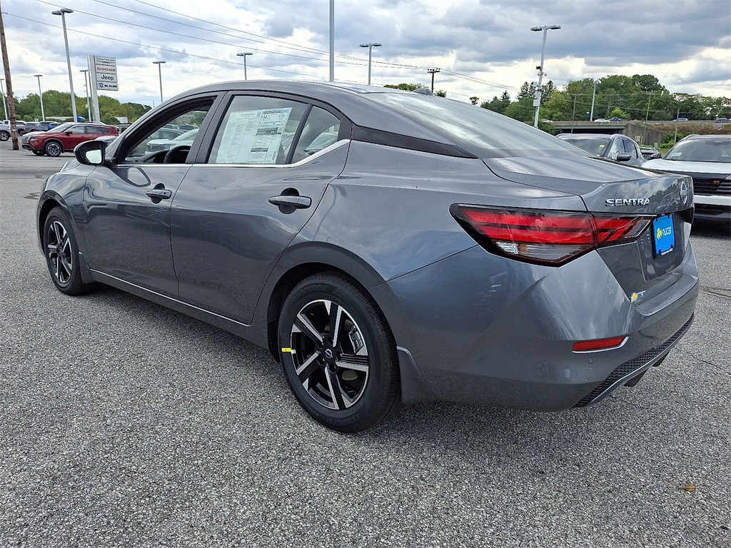 2025 Nissan Sentra SV - Photo 3