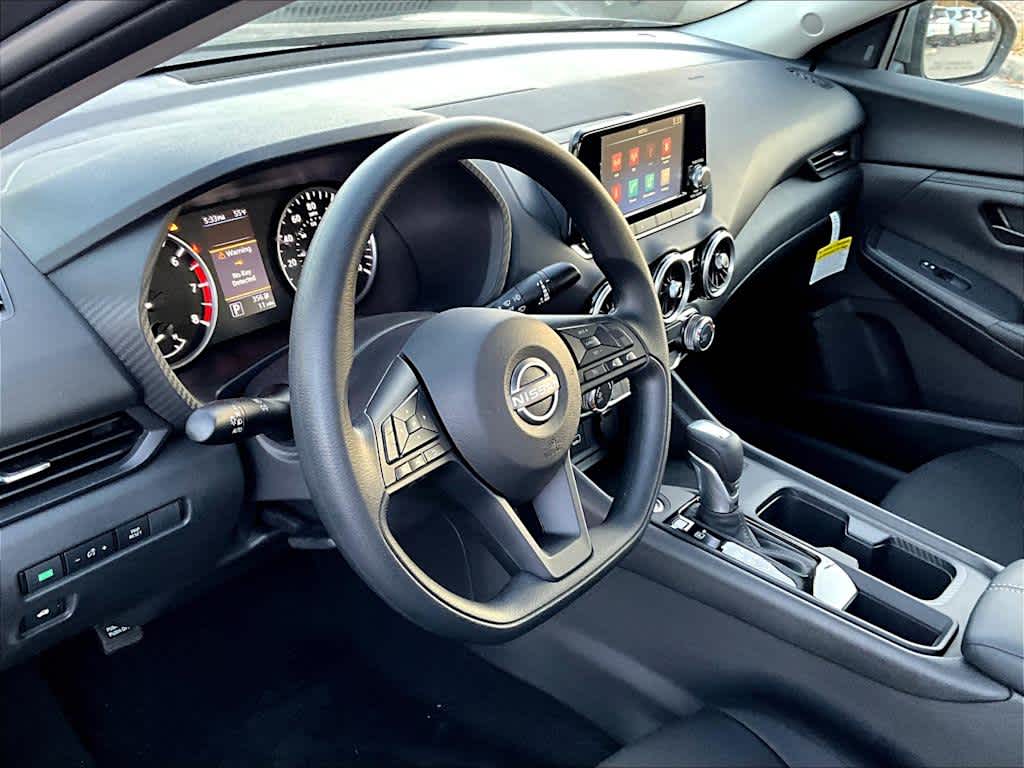 2025 Nissan Sentra S - Photo 9
