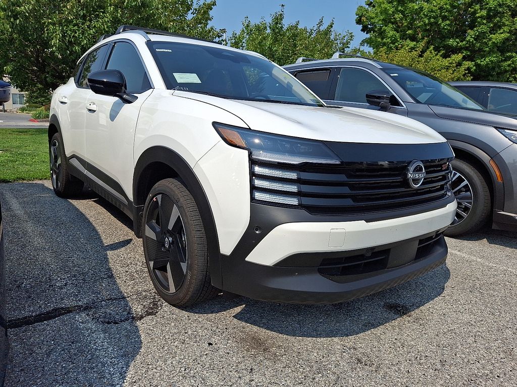 2026 Nissan Kicks SR