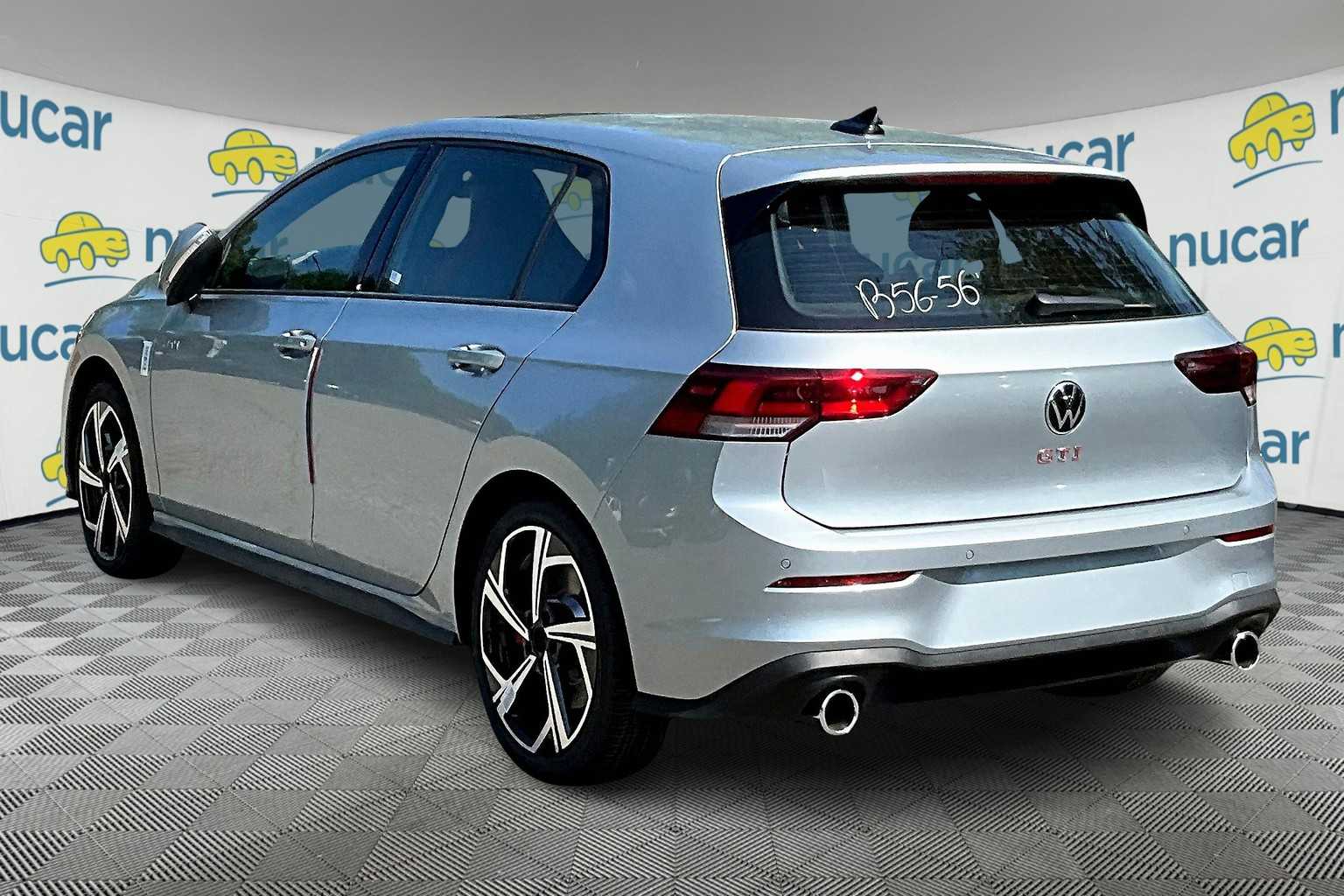 2025 Volkswagen Golf GTI SE - Photo 5